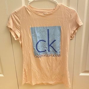 Calvin Klein tshirt , small